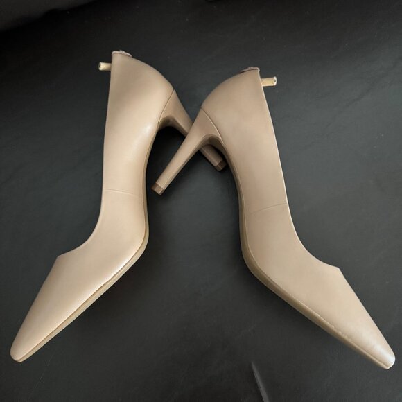 Michael Kors Dorothy flex pump Womens khaki Pointed Toe Leather Heels Size 9M - Picture 10 of 11